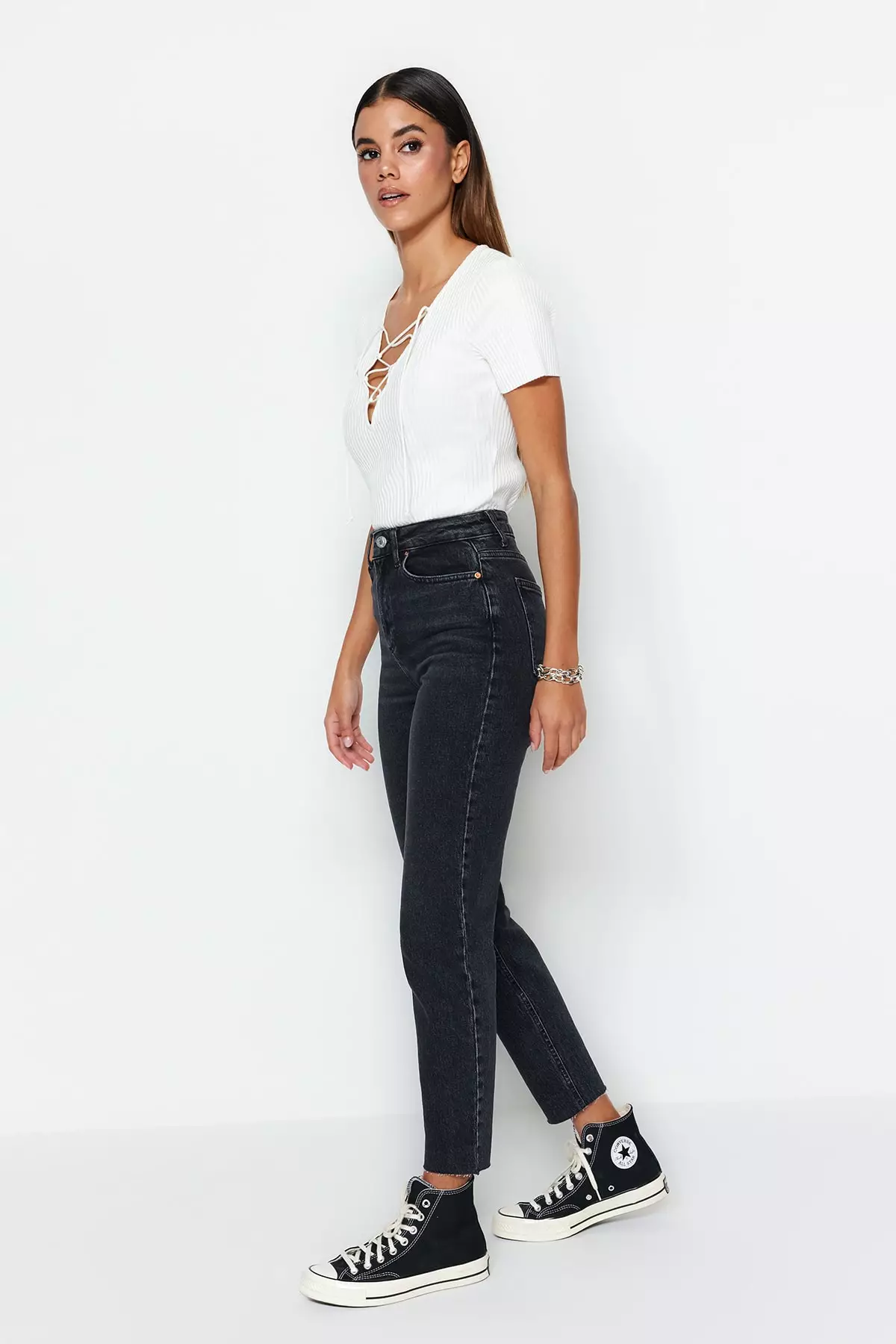 High Waist Slim Mom Jeans