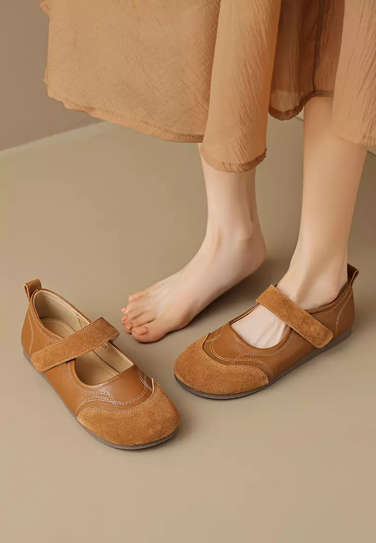 Comfortable Velcro Mary Jane Shoes WW612-2