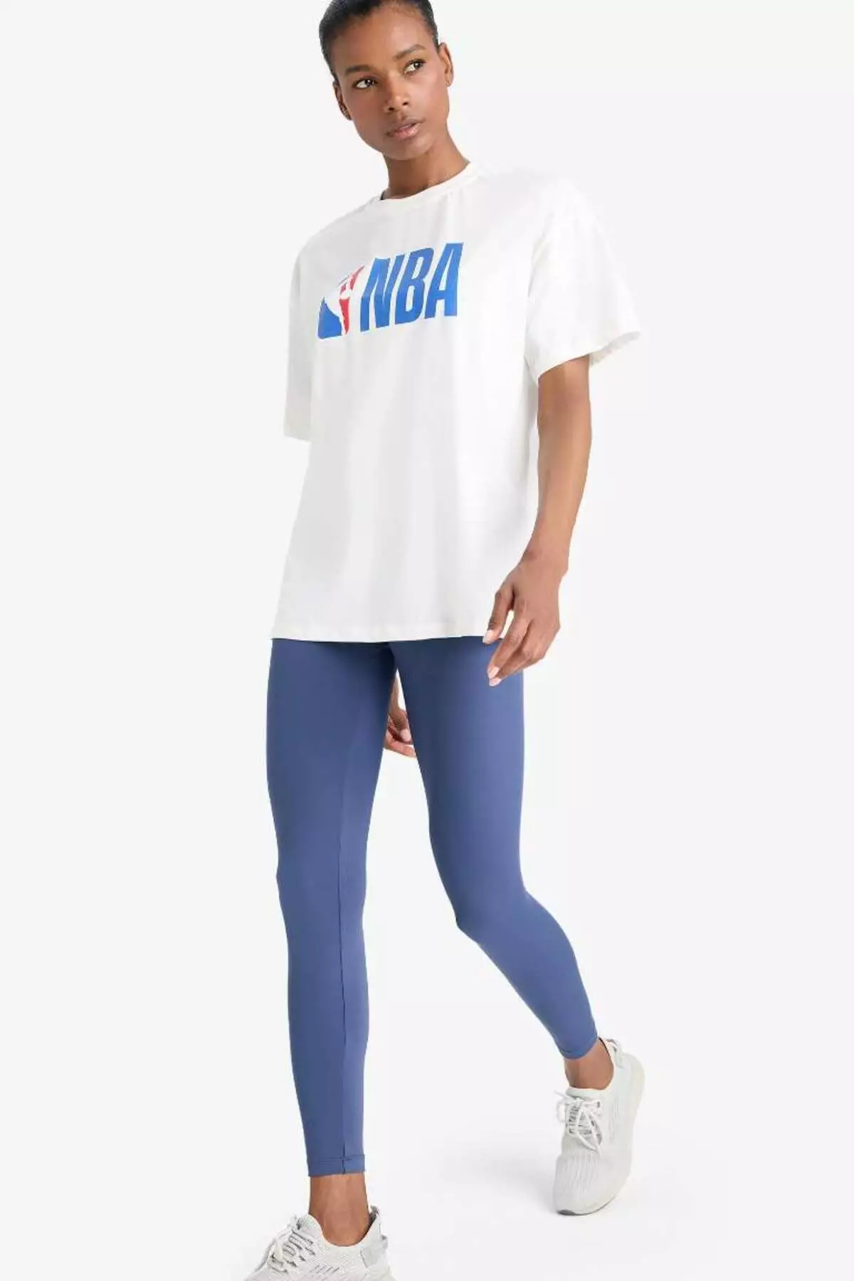 Defactofit Nba Wordmark Oversize Wide Fit Crew Neck Printed Short Sleeve T-Shirt T5506Az25Sm