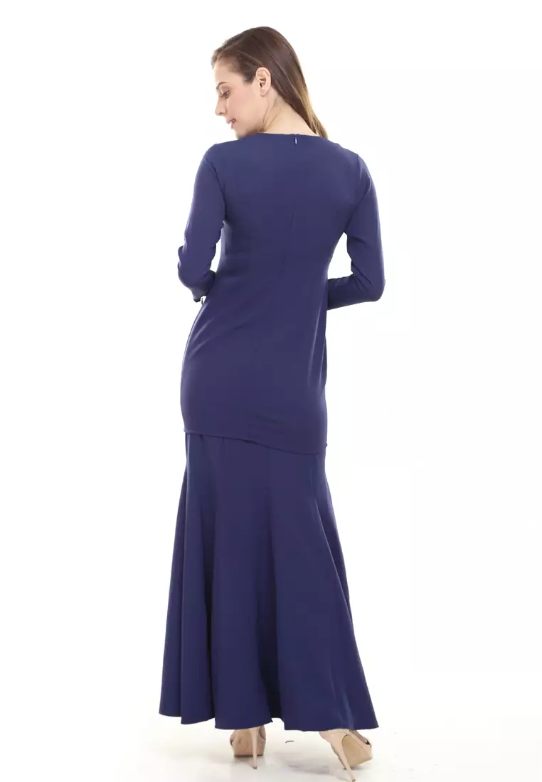 Rina Kurung in Navy