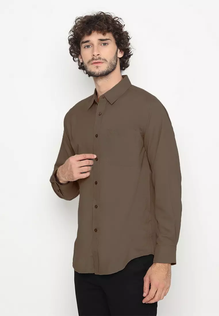 POLICE Kemeja Polos Basic Cotton Soft Choco Brown Regular Fit Lengan Panjang Pria