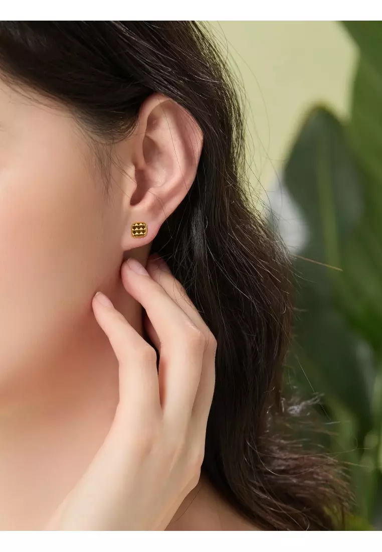 Buy Chow Sang Sang 999 24K Solid Gold Geometric Dainty Stud