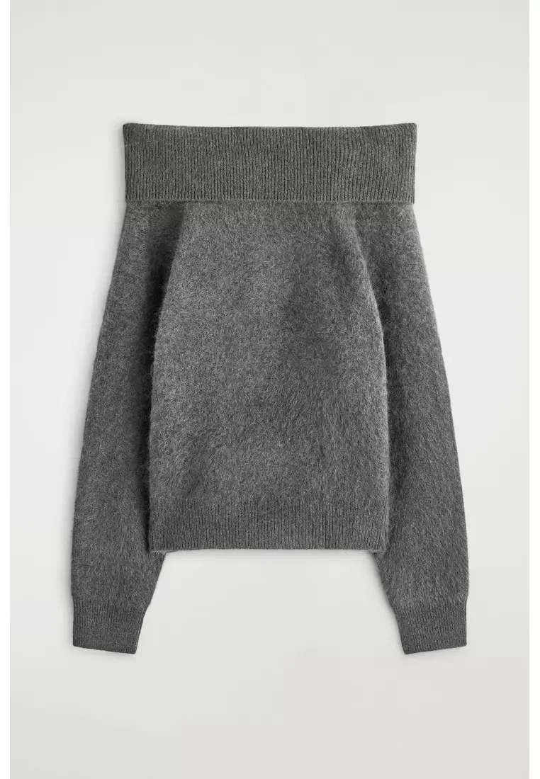 OFF-THE-SHOULDER MERINO WOOL JUMPER