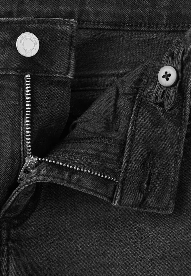 Frayed Low-Rise Skinny Jeans