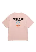 粉紅色