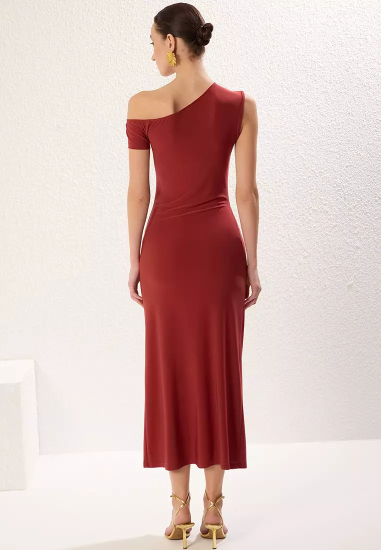 Fitted Dress with Slit Detail