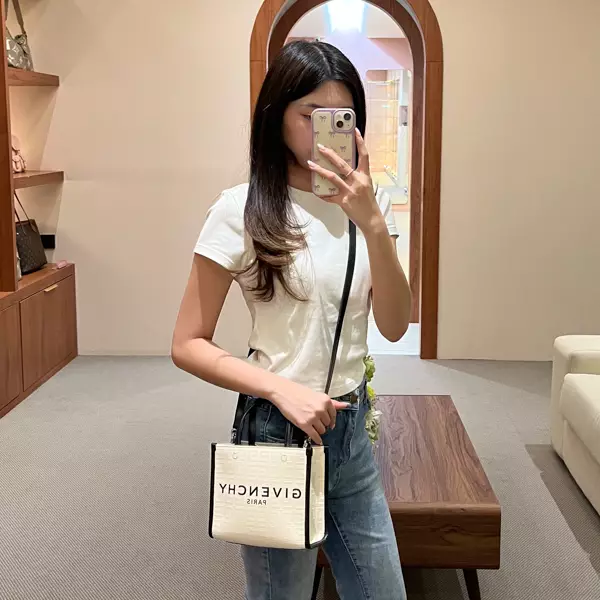 Tas GIVENCHY 4G PATTERN BLACK SIDE IVORY TOTE BAG WITH LONG STRAP SMALL 100% ORIGINAL