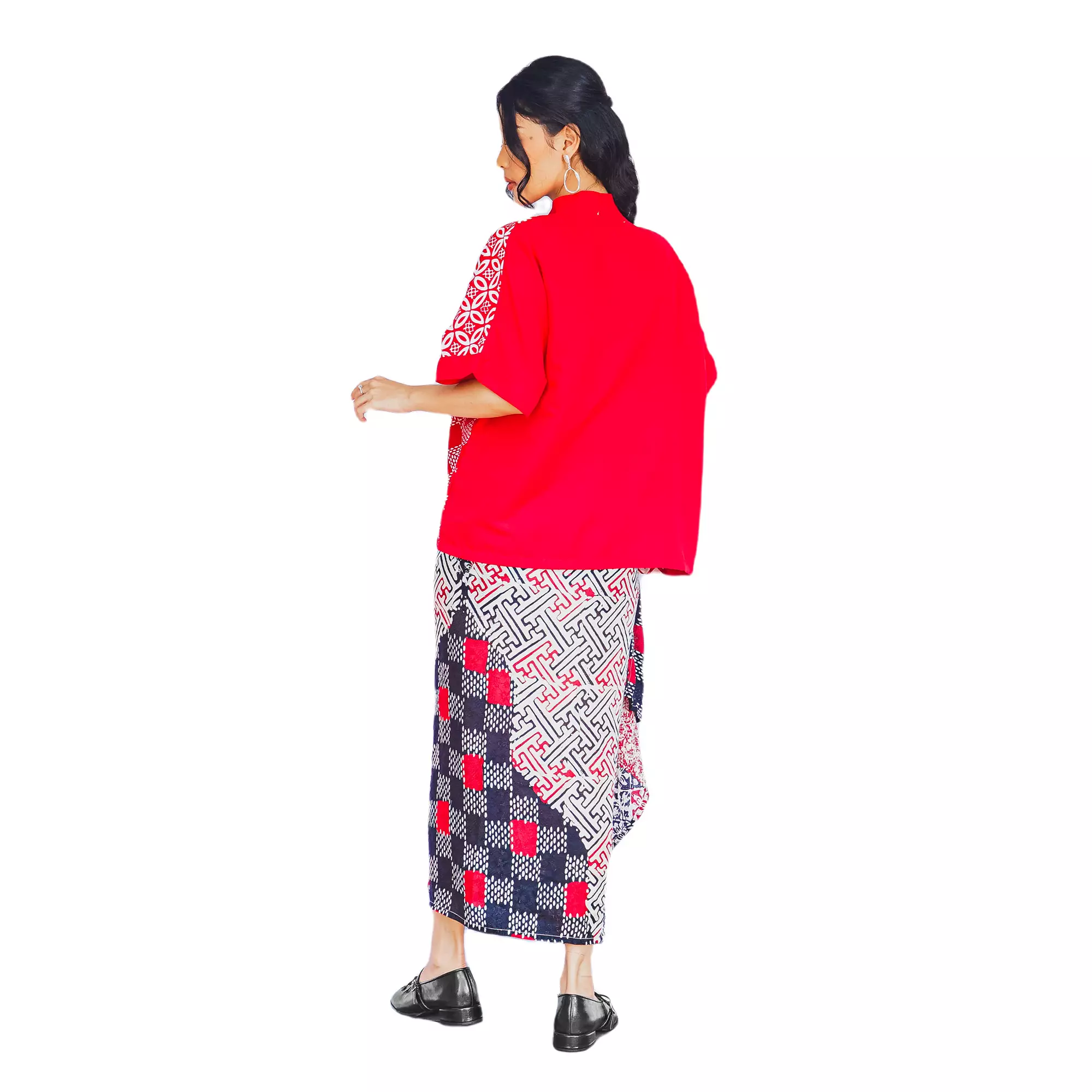 Blazer Batik Wanita - Bhatara Batik Agustus - Atasan Batik Modern Lengan Pendek