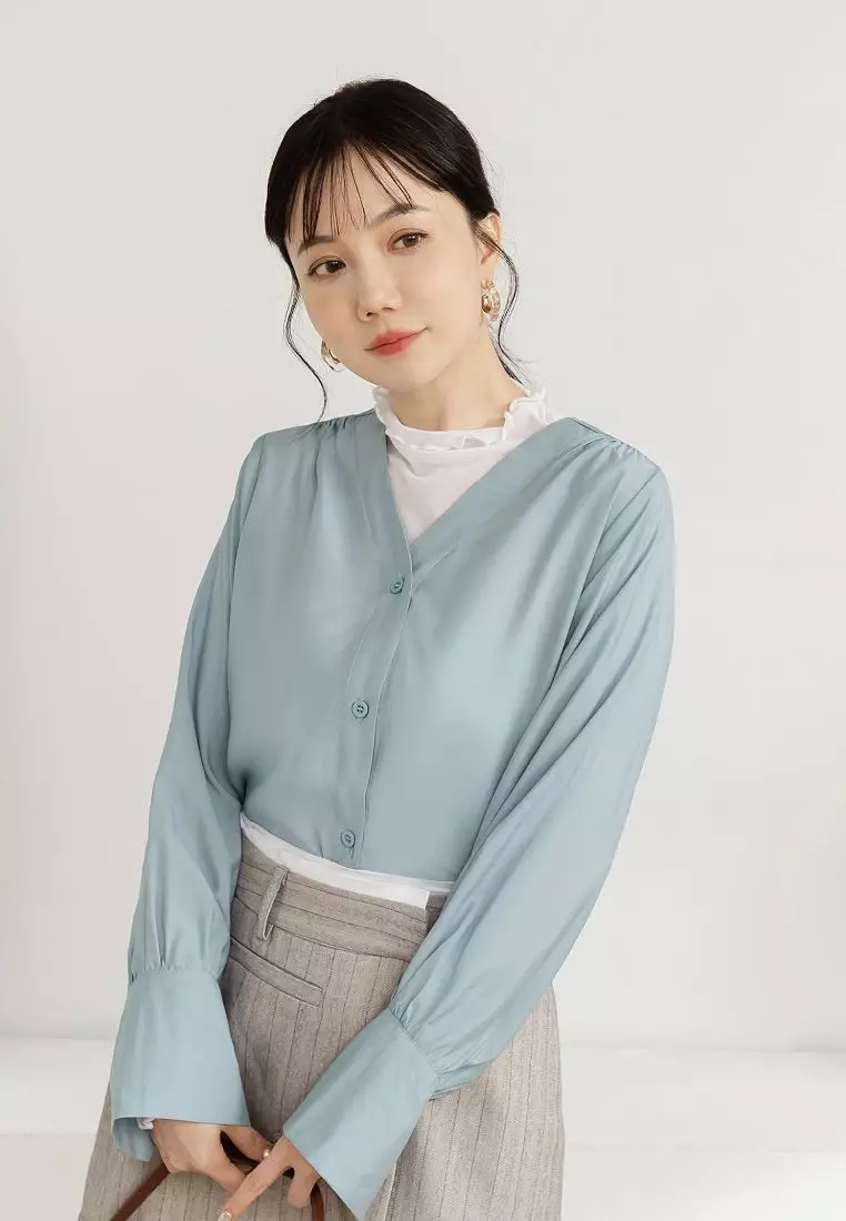 拋袖開襟純色V領上衣《AB18819》