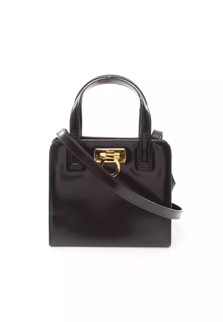 Salvatore ferragamo women's handbags store