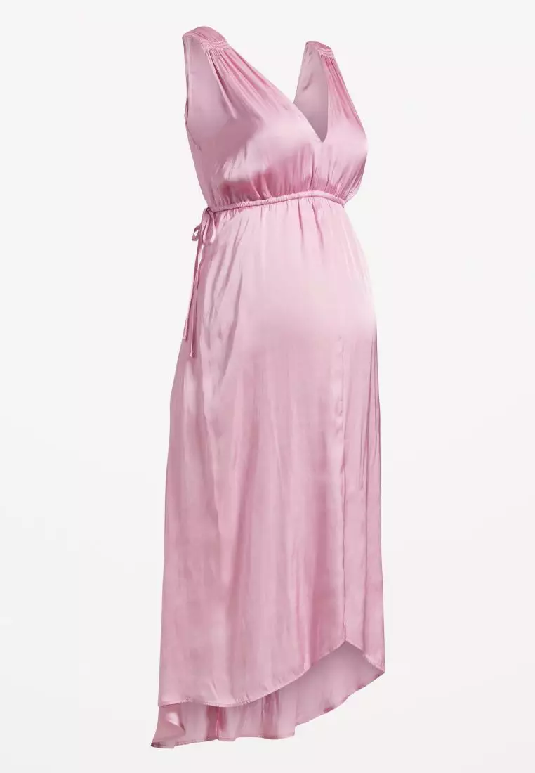 Waist-Defined V-Neck Midi Dress