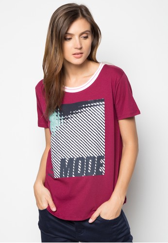Graphic Tee with Side Ribbing