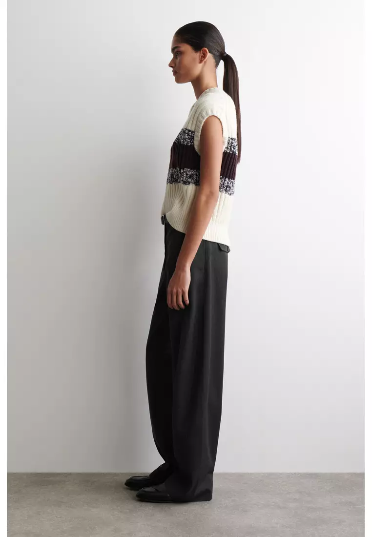 TEXTURED MERINO WOOL V-NECK VEST