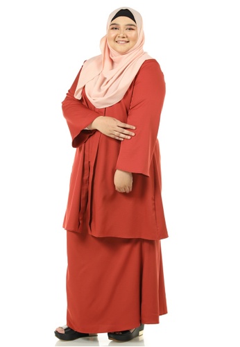 Buy Clemira Kebarung Plus Size from Ashura in Red at Zalora