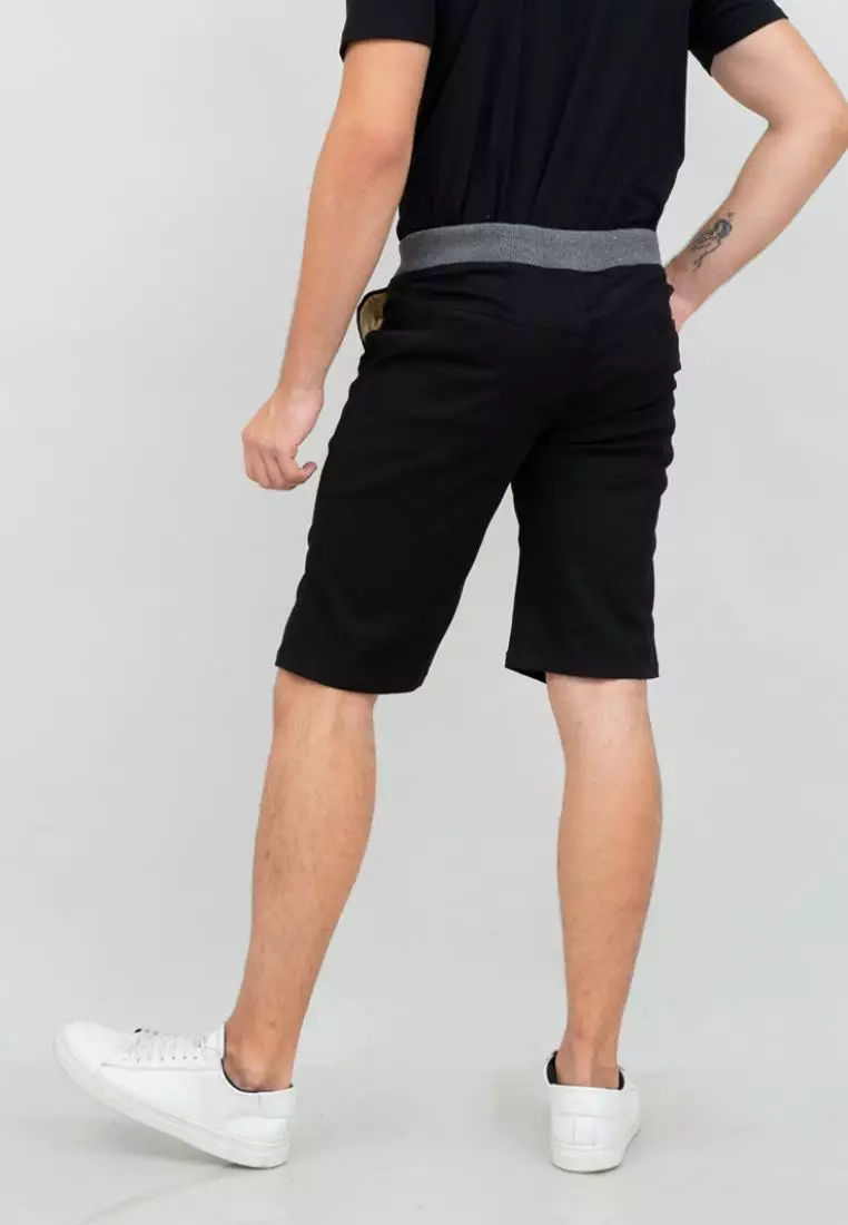 Celana chino pendek cino slim fit PINGGANG KARET Hitam houseofcuff