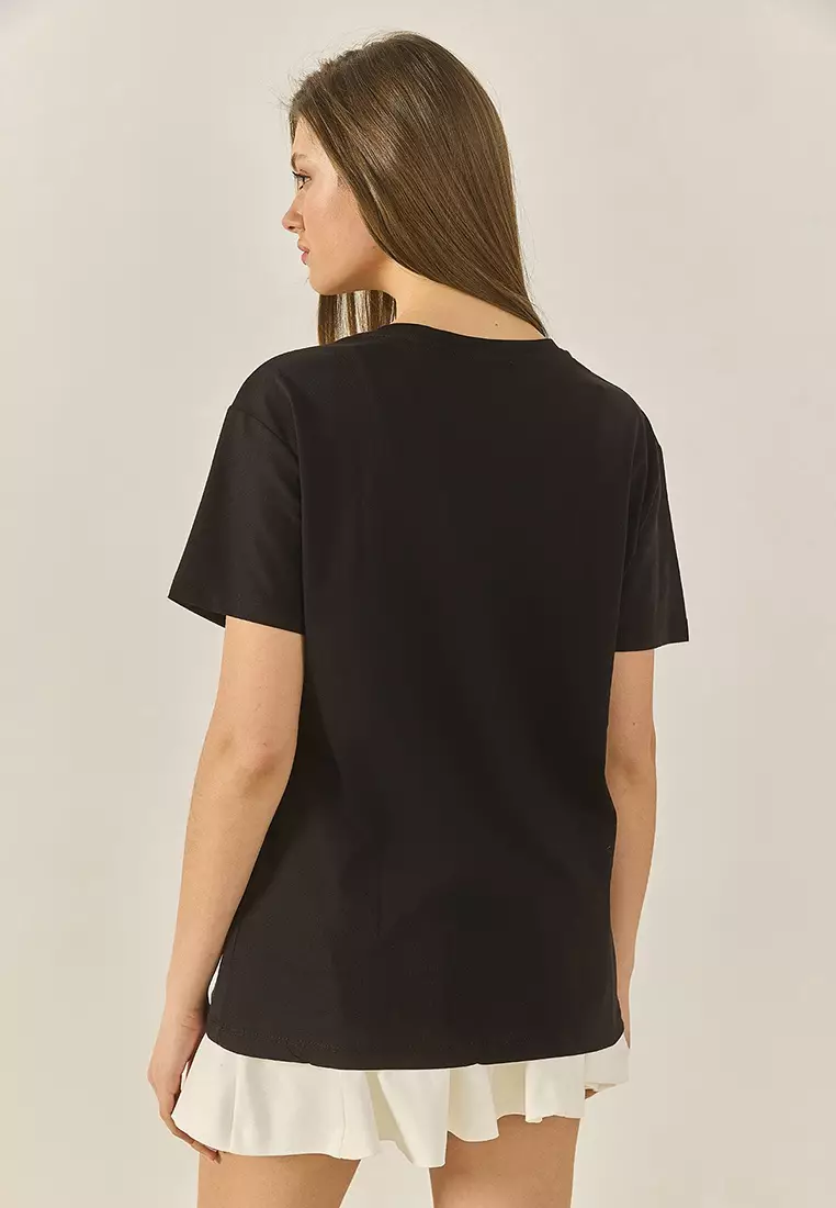 Women's Flower Motif Stone Bead Embroidered Regular Fit Cotton T-Shirt 8128 60283300