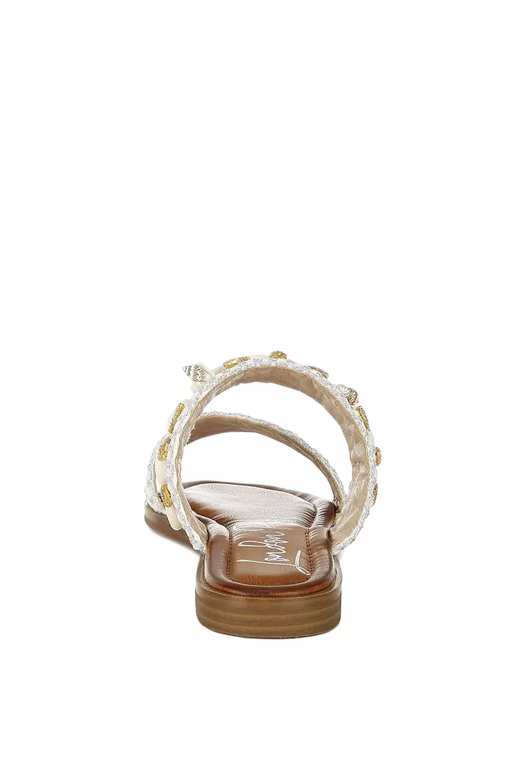 Sandal slip-on Shell & Diamante dalam warna Putih