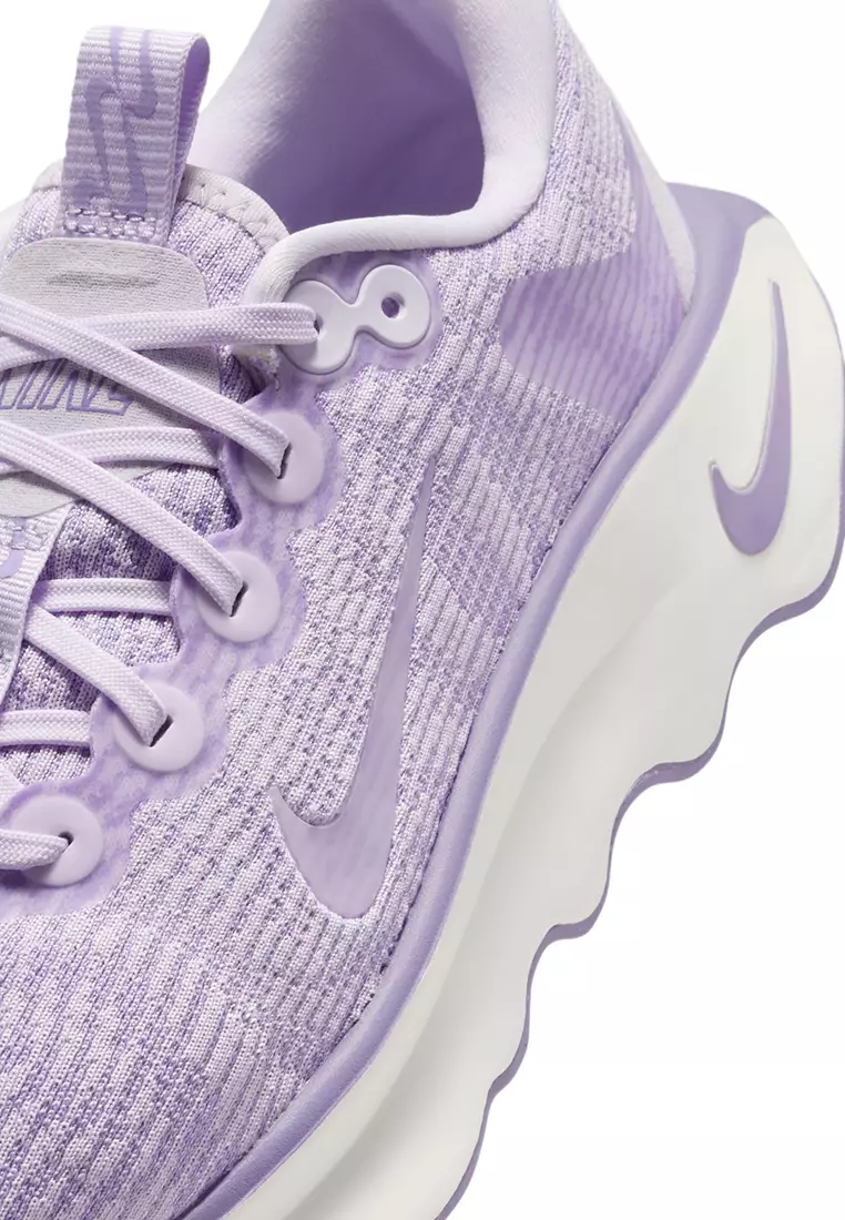 Motiva Walking Shoes