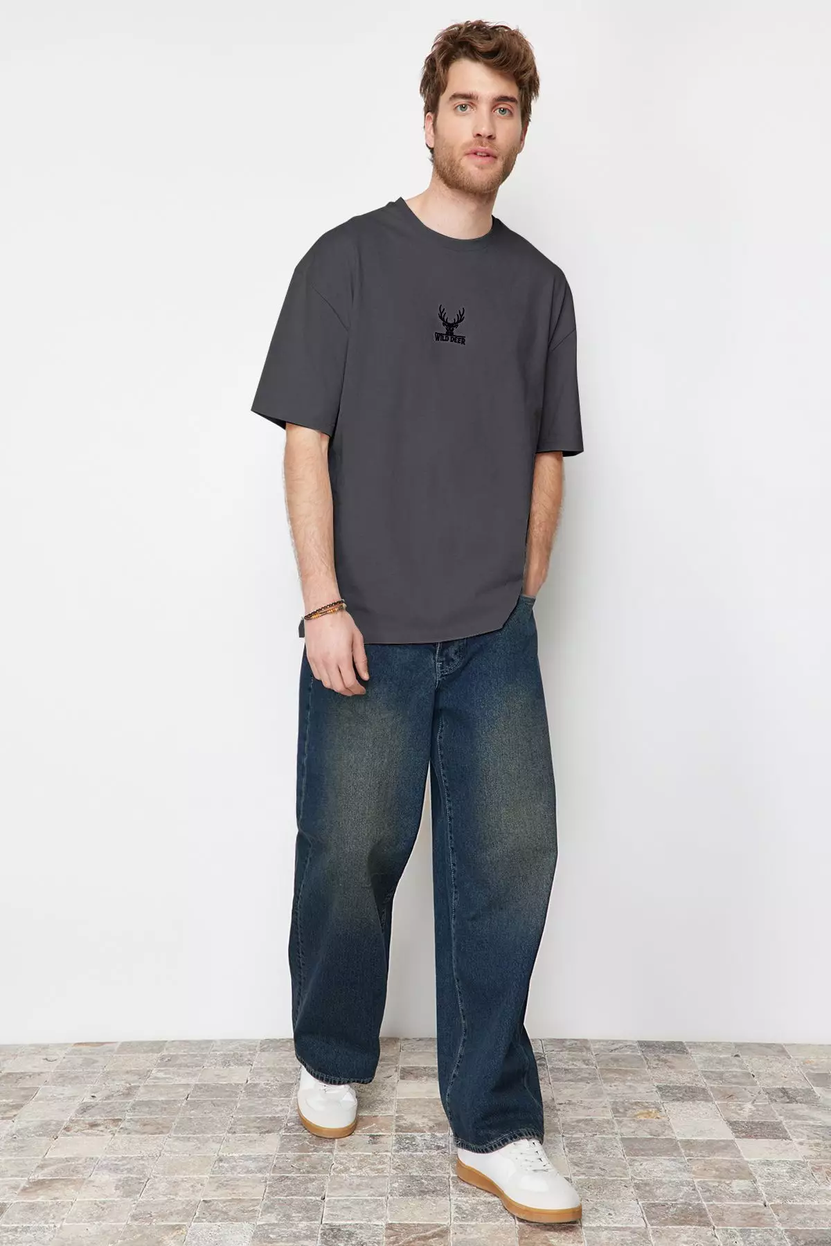 Anthracite Oversize/Wide Cut Deer Embroidered 100% T-Shirt TMNSS24TS00055