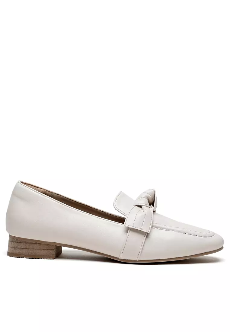 Discount on Twenty Eight Shoes  shoes - SKU: Twist Strap Microfiber Leather Loafers Th925-8