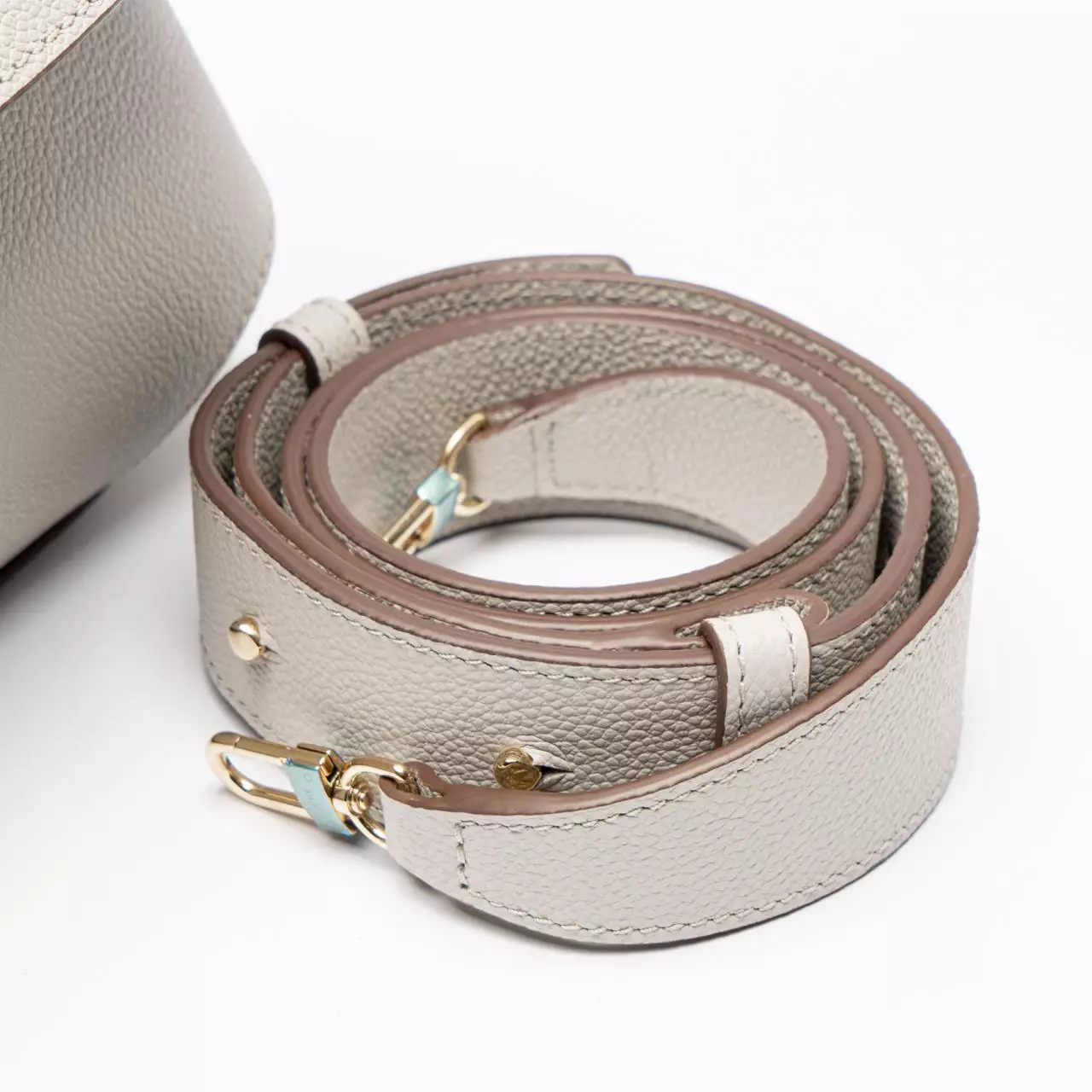 Mokki Grained Leather Handbag Mist Ghw