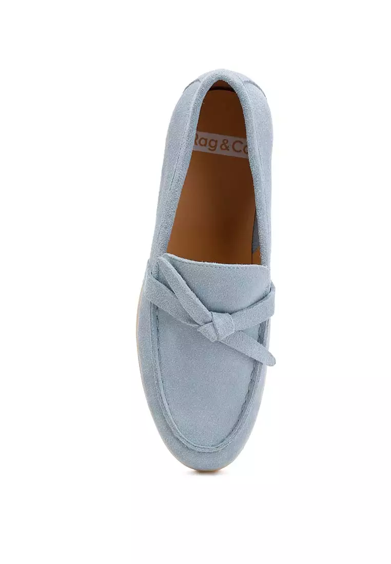 Sepatu Detail Simpul Suede Biru