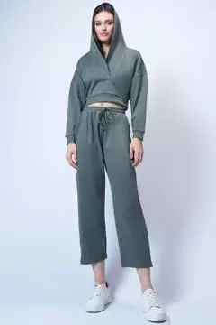 Walnut Green
