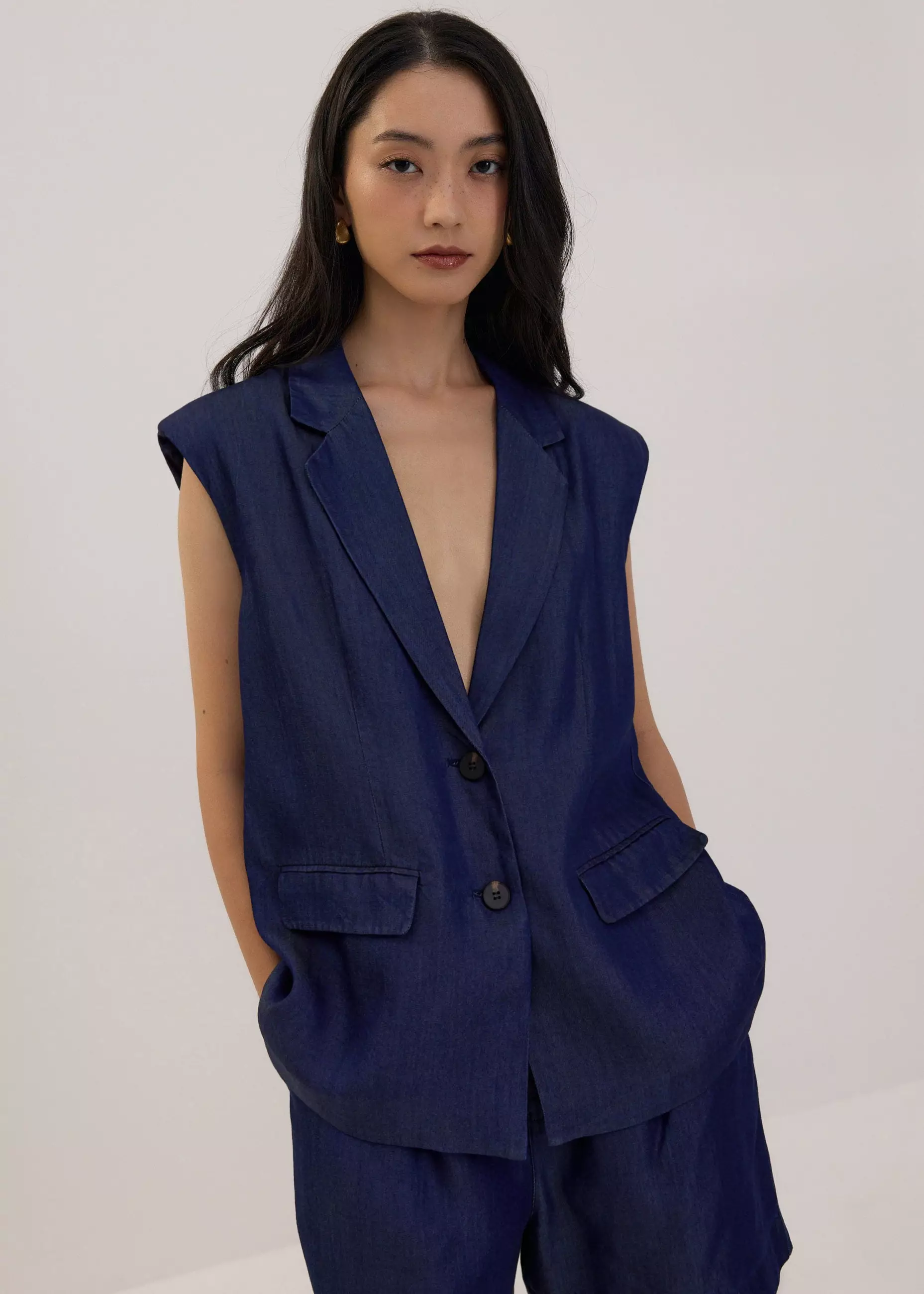 Vest Wanita - Relaxed Chambray Vest
