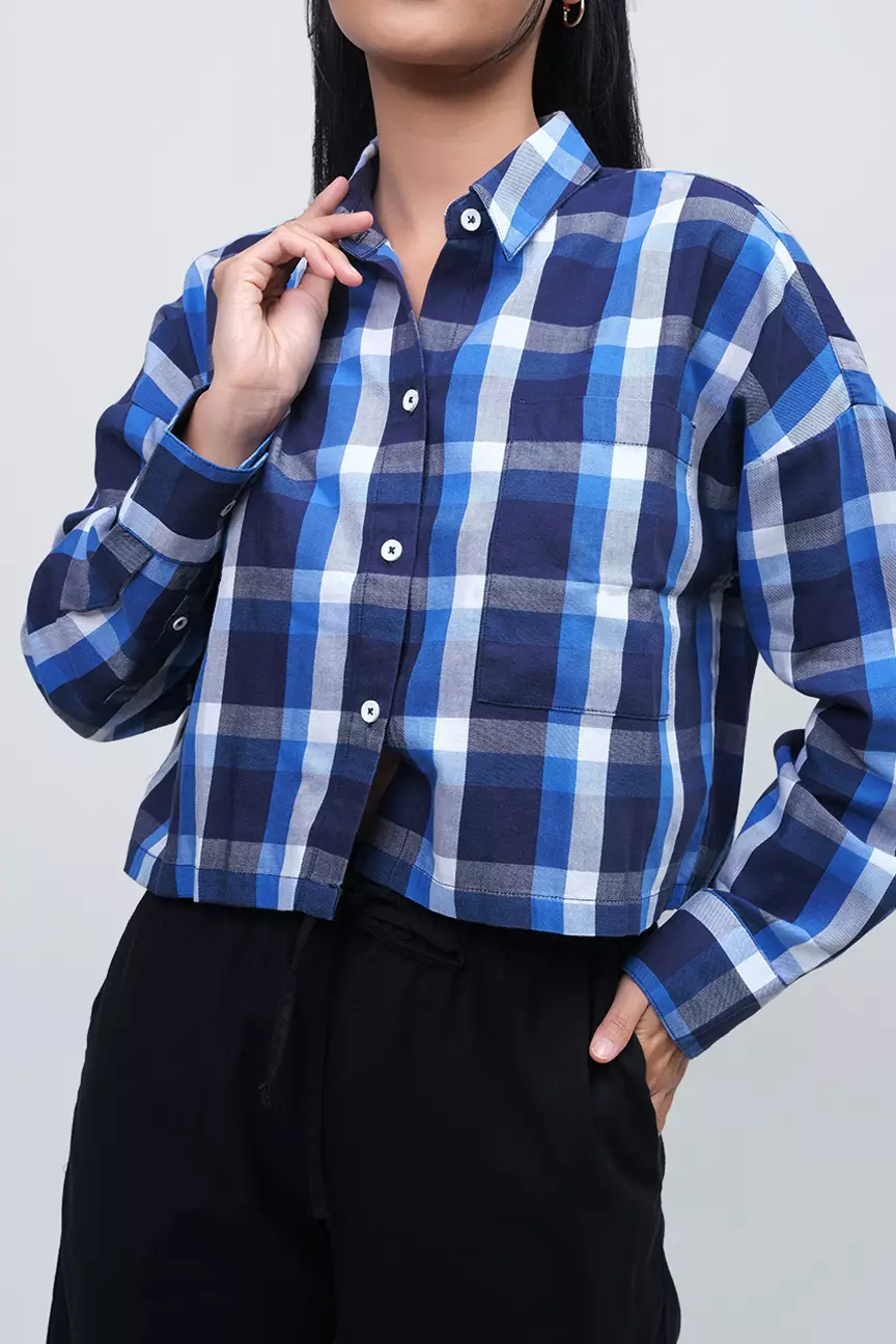 Kemeja Wanita Esmeray Navy White