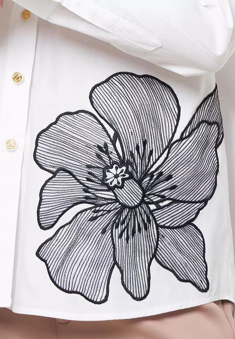 Kamilaa by Itang Yunasz Kemeja Victoria White