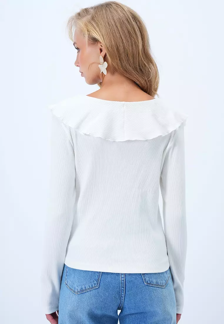 Flounce Ruffle Knitted Blouse