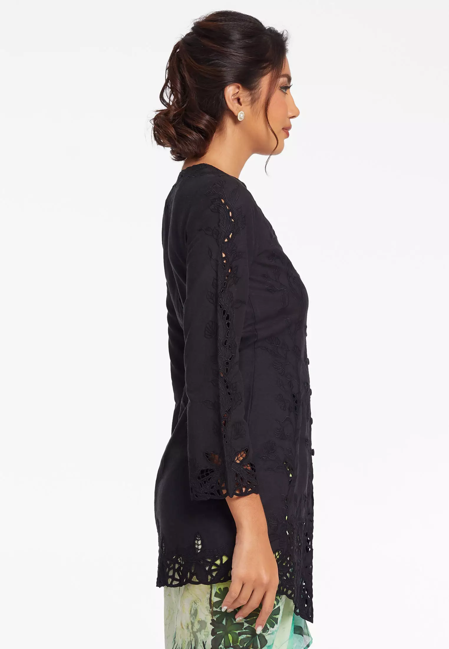 Kana Kebaya Black