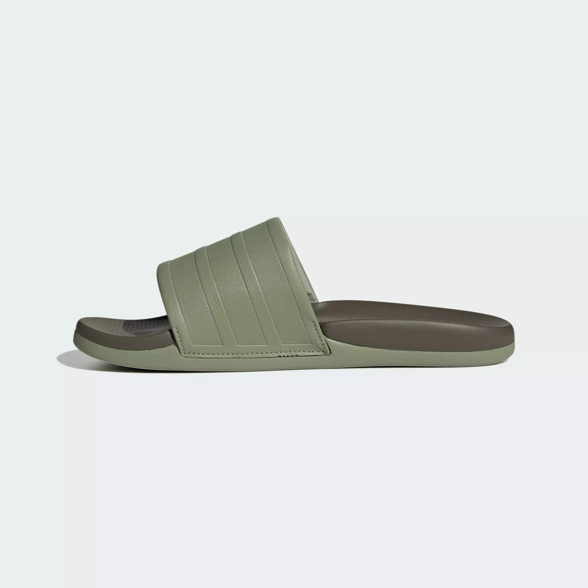 Lifestyle ADILETTE COMFORT 2.0 SLIDES Unisex Green HQ2475