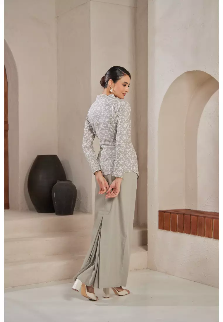 Kebaya Midi Batik Moden