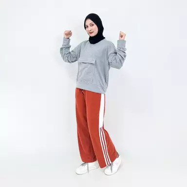 LIGHT GREY- TERACOTTA