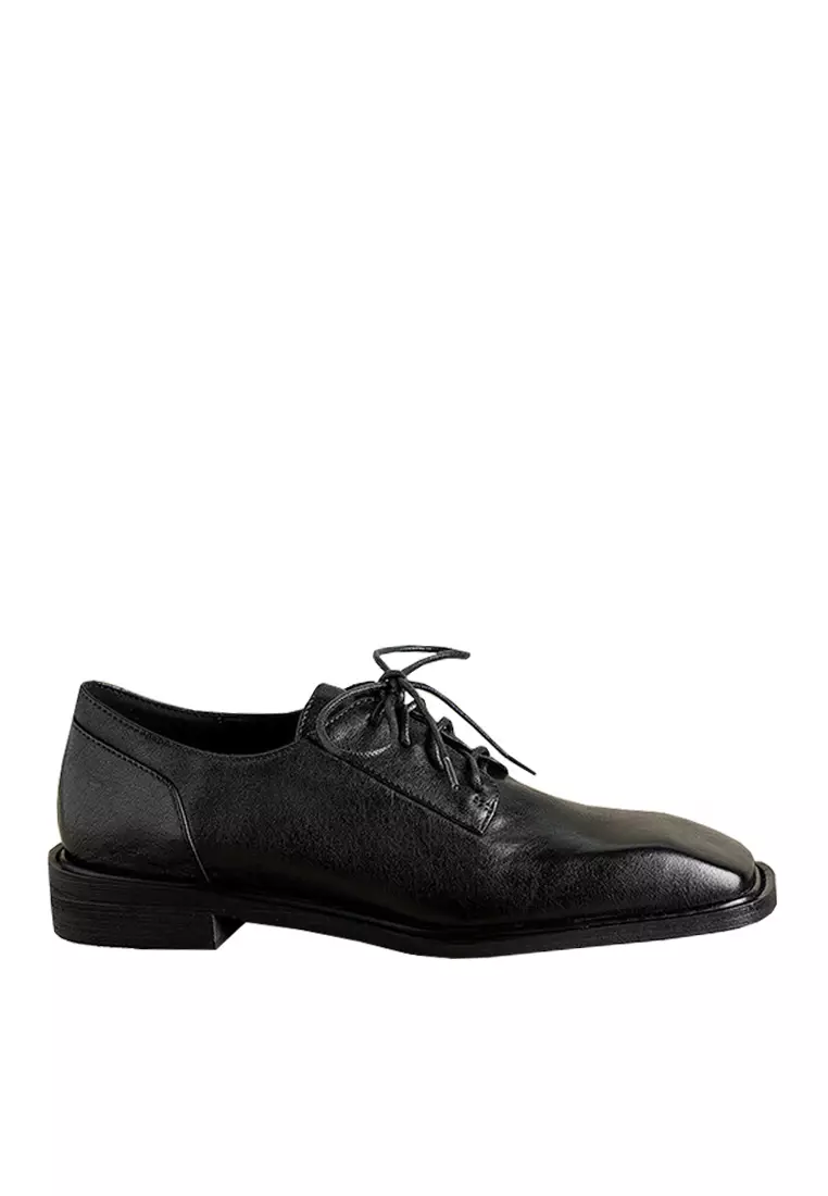 Discount on Twenty Eight Shoes  shoes - SKU: VANSA Retro Square Toe Lace Up Low Heels VSW-F-6920