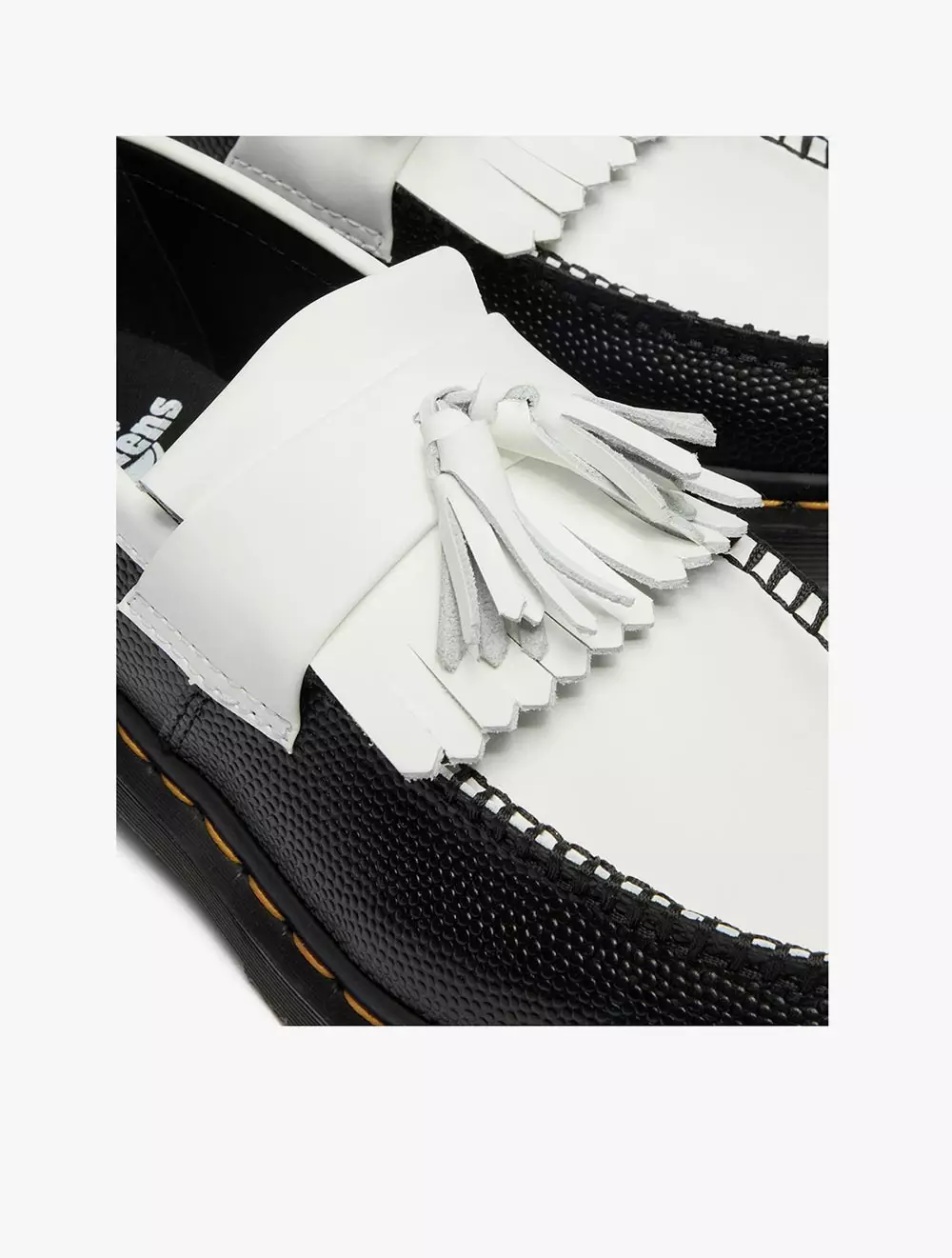 Dr. Martens Adrian BW Loafer Black+White Atlas Pebble Grain+Smooth
