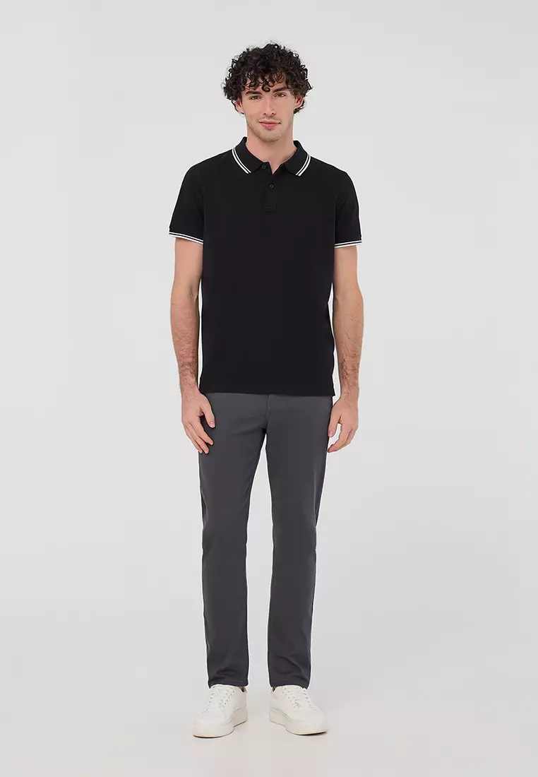 Man Short-Sleeved Polo Shirt