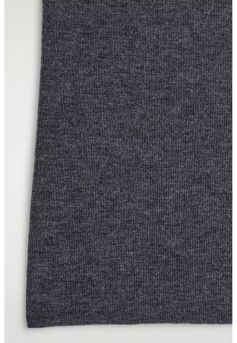 SEAMLESS MERINO WOOL HIGH-NECK TOP