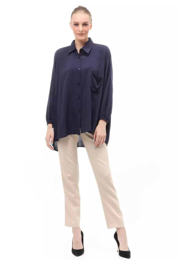 Kemeja Oversize Lengan Puff Front Button Opening Motif Solid Regular Fit - Navy