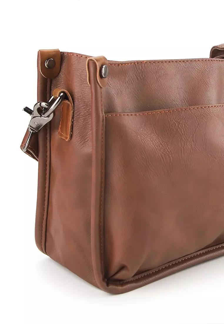 Distressed Leather Essential Crossbody Bag