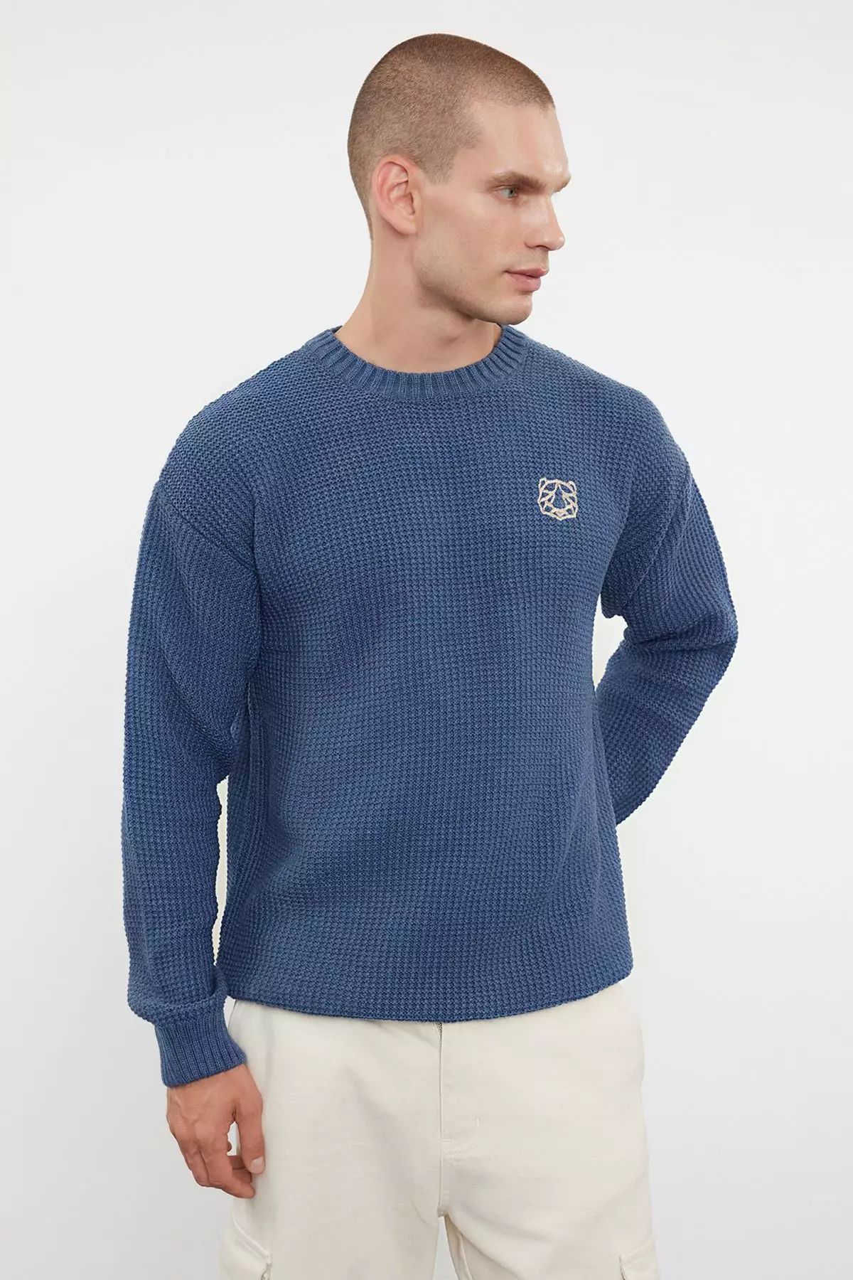 Indigo Oversize Crew Neck Textured Sweater TMNAW24KZ00032