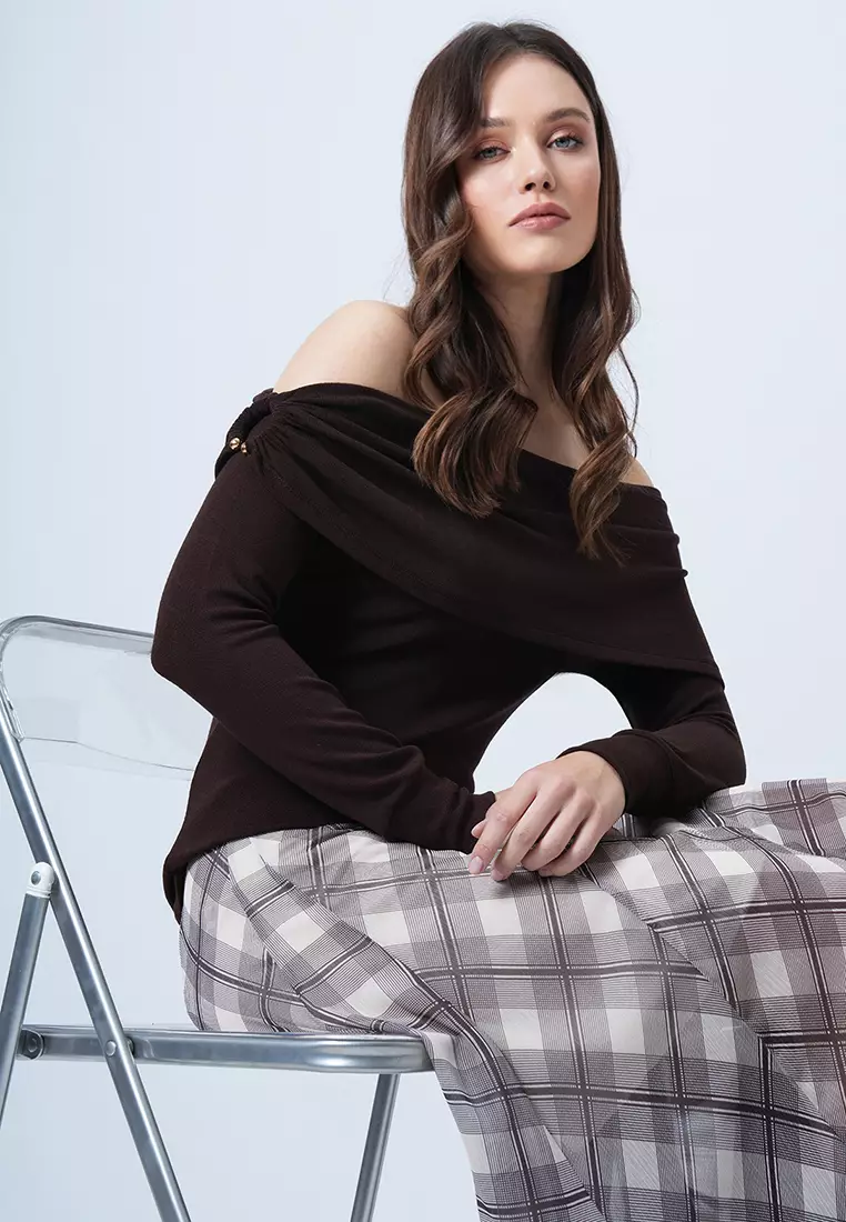Madonna Collar Shoulder Accessory Detailed Knitted Top