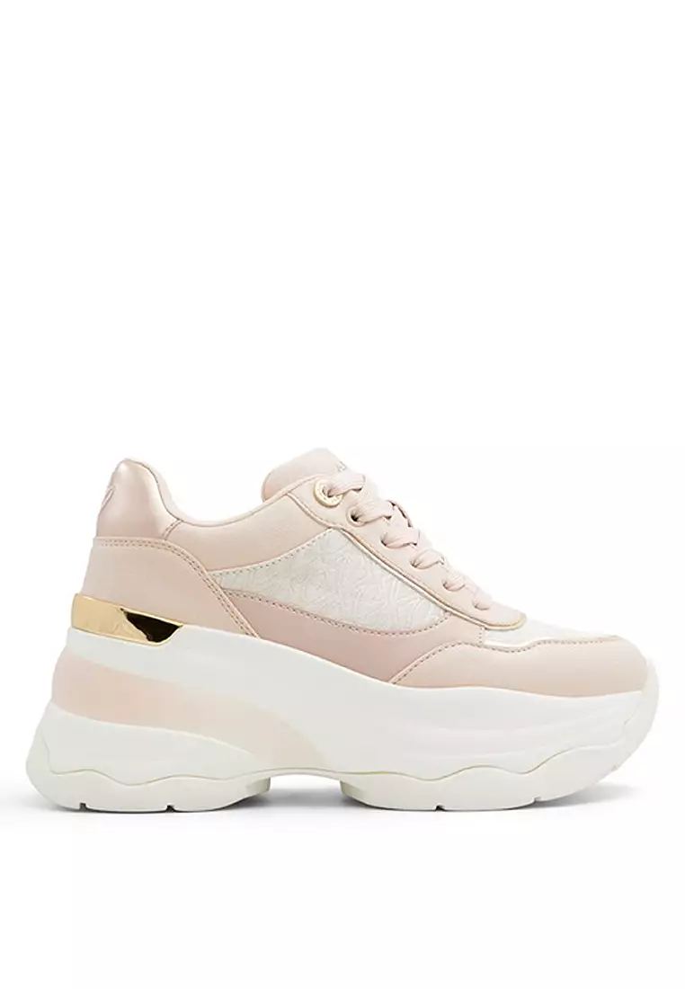 Platform wedge sneaker 2025