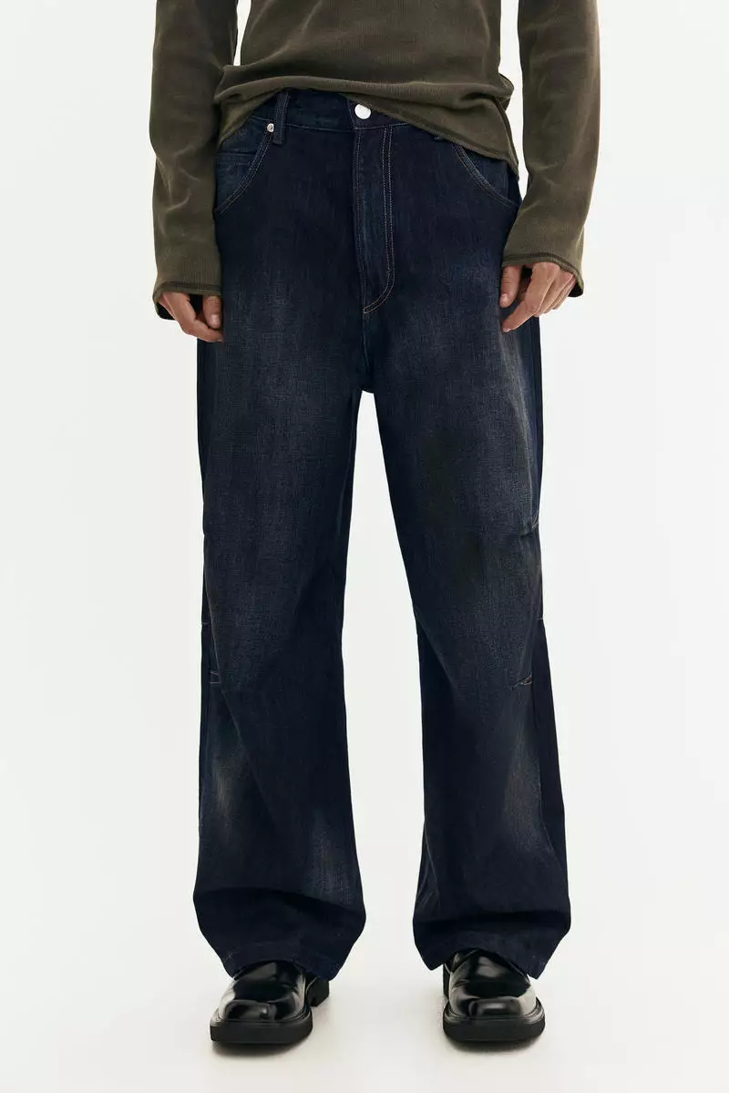 Baggy darted jeans