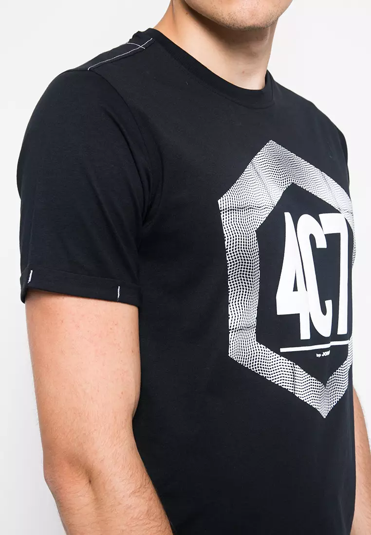 Johnwin Slim Fit - Kaos Casual - Warna Hitam - Sablon - Lengan Pendek