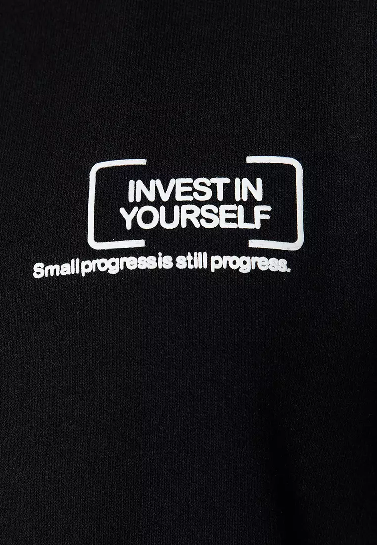 Plus Size Minimal Printed Sweatshirt