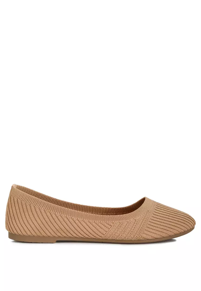 Discount on London Rag  shoes - SKU: Beige Solid Casual Ballet Flats