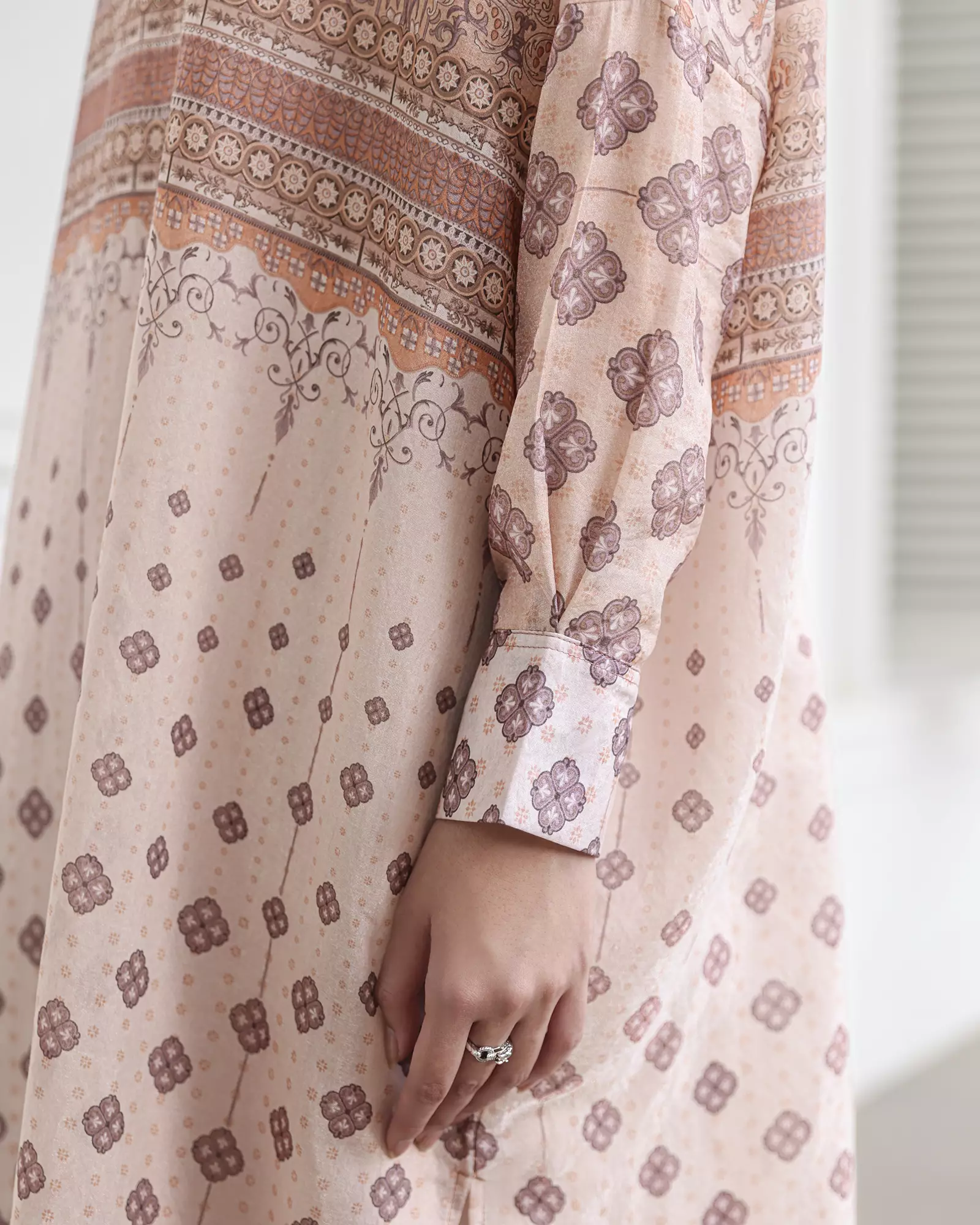 Geulis.id SERADIA KAFTAN SET / KAFTAN WANITA / BAJU LEBARAN - DUSTYPEACH