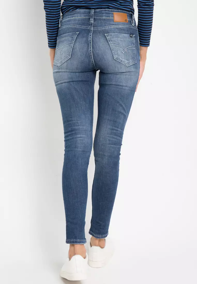 Erika Jeans
